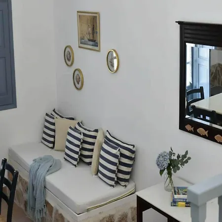 Casa de Férias Home, Patio & Sea Breeze Grikos Bay (Patmos)